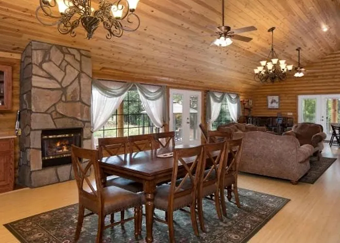 Amazing Spacious Log For Lage Family Groups With Incredible Backyard And Fantastic Views In Williams, Arizona