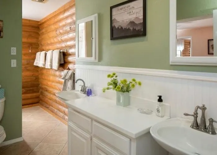 Amazing Spacious Log For Lage Family Groups With Incredible Backyard And Fantastic Views In Williams, Arizona Ferienhaus