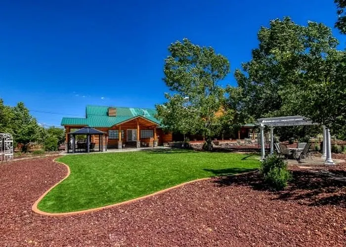 Amazing Spacious Log For Lage Family Groups With Incredible Backyard And Fantastic Views In Williams, Arizona Williams